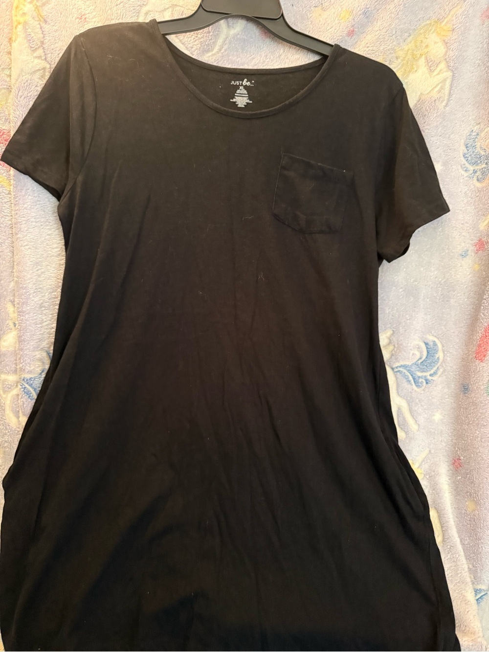 just be Black Short Sleeve Pocket Tee